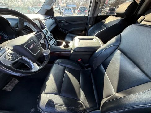 Used 2019 GMC Yukon XL SLT w/ Open Road Package image 19