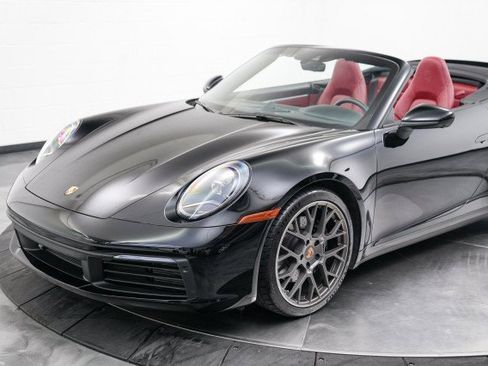 Used 2022 Porsche 911 Carrera 4S image 17
