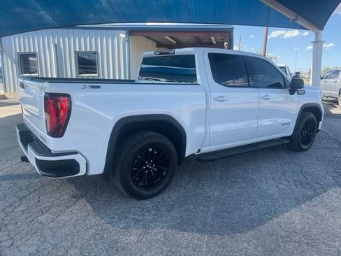 Used 2024 GMC Sierra 1500 Elevation w/ X31 Off-Road Package AWD/4WD image 6
