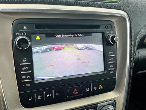 Used 2015 GMC Acadia Denali image 9