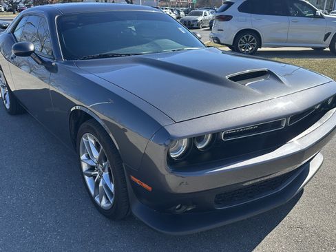 Used 2022 Dodge Challenger GT image 2