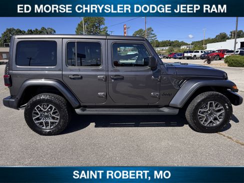 New 2025 Jeep Wrangler Sahara AWD/4WD image 7