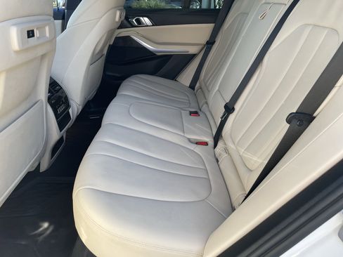 Used 2022 BMW X5 sDrive40i image 15