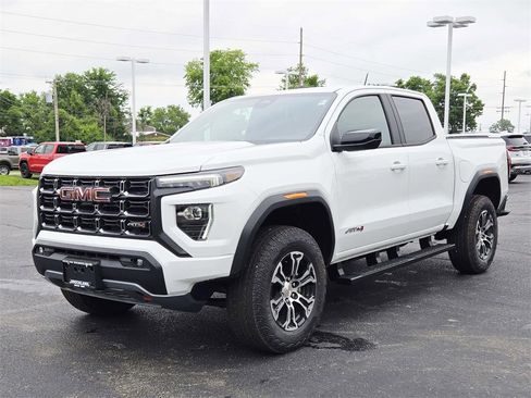 New 2025 GMC Canyon AT4 image 7