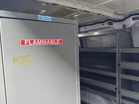 Used 2019 Ford Transit 250 130 Low Roof RWD image 11