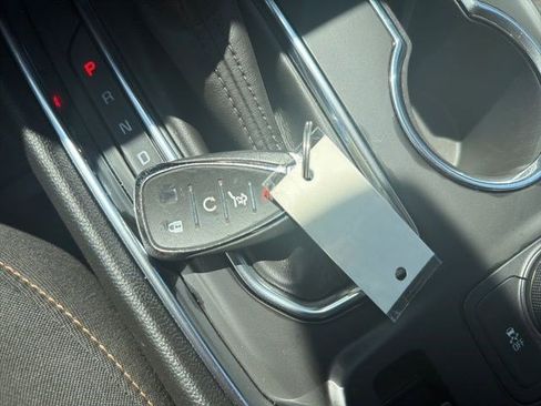 Used 2018 Chevrolet Traverse LT AWD/4WD image 33