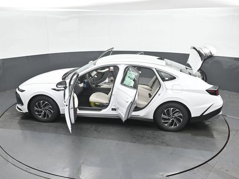 New 2026 Hyundai Sonata Blue FWD image 50
