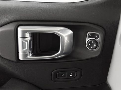 Used 2021 Jeep Wrangler Unlimited Rubicon 4xe w/ Cold Weather Group image 26