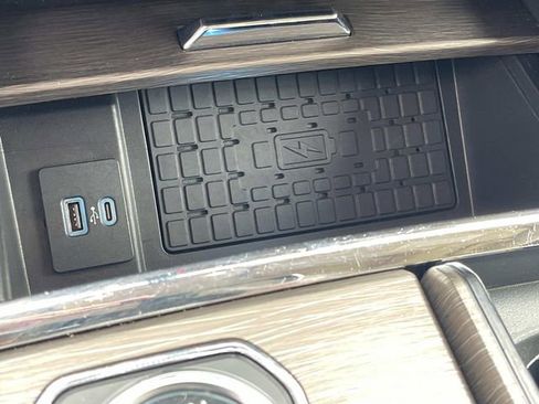 Used 2024 Ford Expedition Max Limited image 36