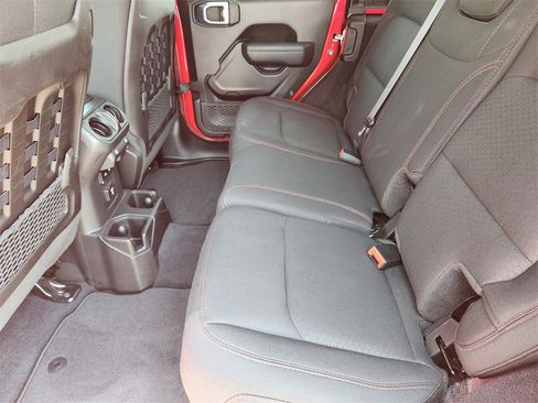 Used 2022 Jeep Wrangler Unlimited Rubicon w/ LED Lighting Group image 29