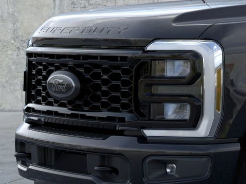 New 2026 Ford F250 Lariat w/ Black Appearance Package AWD/4WD image 46