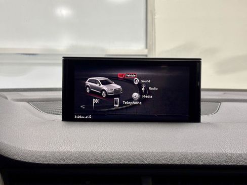 Used 2018 Audi Q7 3.0T Prestige AWD/4WD image 37