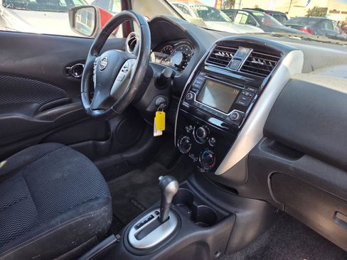 Used 2016 Nissan Versa Note SV FWD image 14