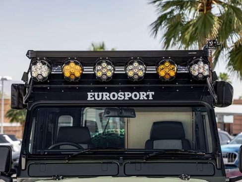 Used 1991 Land Rover Defender 110 image 28