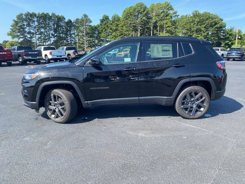 New 2026 Jeep Compass Limited w/ Sun, Sound & Navigation Group AWD/4WD image 8