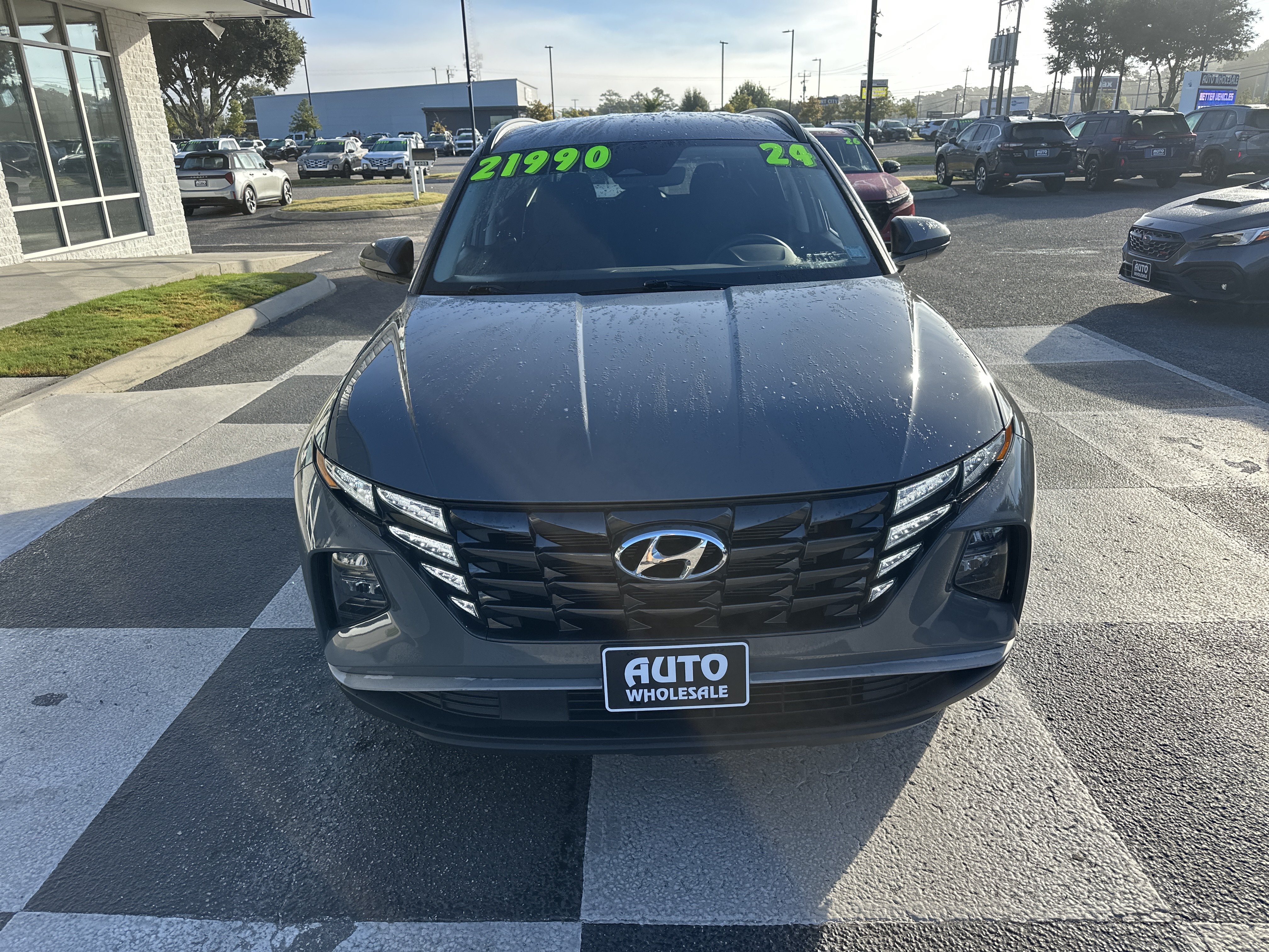 Used 2024 Hyundai Tucson SEL FWD image 2
