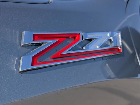 Used 2024 Chevrolet Silverado 1500 LT image 11