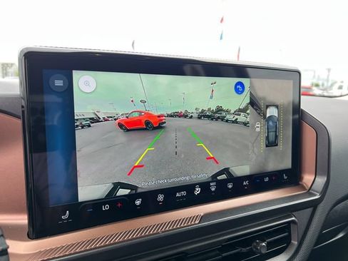 Used 2025 Ford Bronco Sport Outer Banks w/ Outer Banks Tech Package+ AWD/4WD image 18