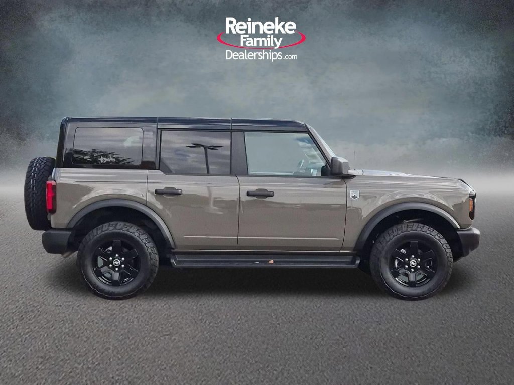 Used 2025 Ford Bronco Big Bend w/ Black Appearance Package AWD/4WD image 5
