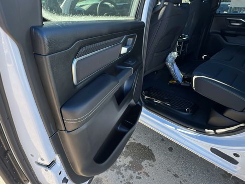 New 2026 RAM 1500 Big Horn AWD/4WD image 19