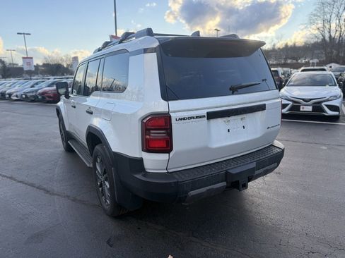 Certified 2025 Toyota Land Cruiser Base image 6