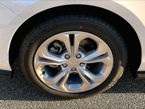 New 2025 Honda Accord LX image 8