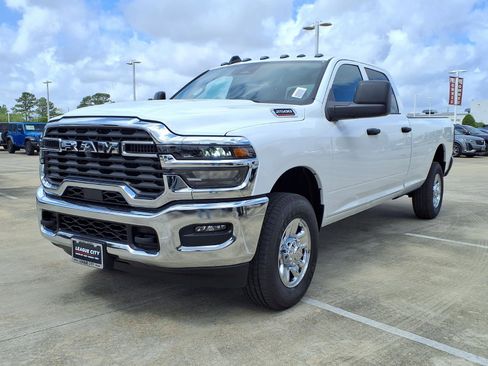 New 2026 RAM 2500 Tradesman image 3