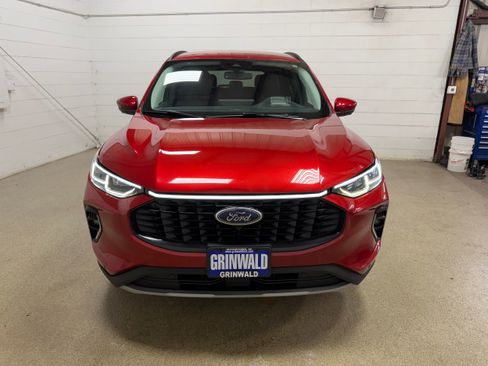 Used 2023 Ford Escape Platinum w/ Premium Technology Package image 27