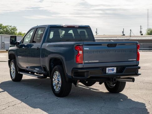 Used 2026 Chevrolet Silverado 2500 Custom w/ Custom Value Package AWD/4WD image 5