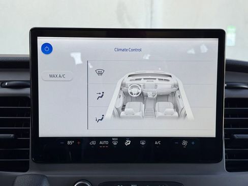 Used 2022 Ford Transit 350 XLT image 19