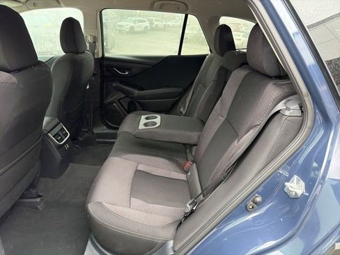 Used 2023 Subaru Outback Premium image 33
