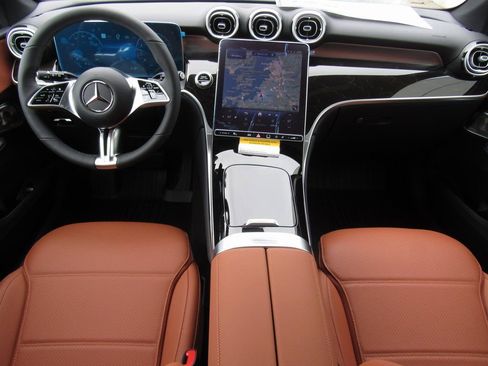 New 2026 Mercedes-Benz GLC 300 4MATIC image 32