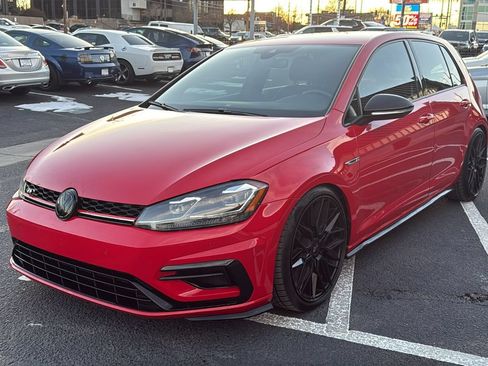 Used 2018 Volkswagen Golf R 4-Door AWD/4WD image 7
