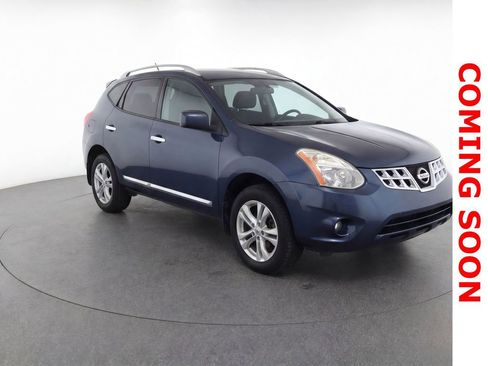 Used 2015 Nissan Rogue S w/ Convenience Package image 3