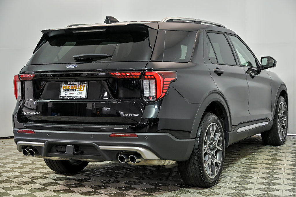 Used 2025 Ford Explorer Platinum w/ Ultimate Package AWD/4WD image 8