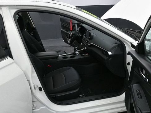 Used 2021 Nissan Altima 2.5 S image 9