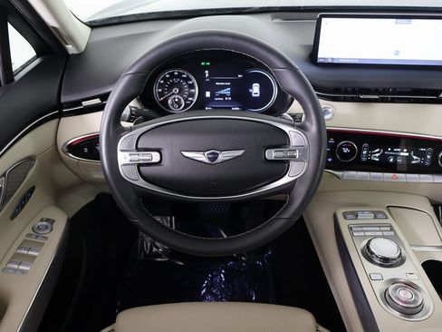 Used 2023 Genesis GV70 2.5T w/ Advanced Package image 31