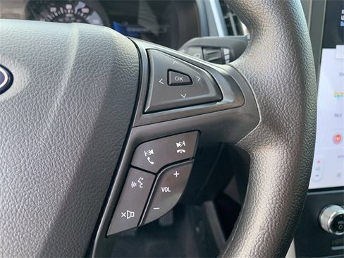 Certified 2024 Ford Edge SE w/ Black Appearance Package image 33