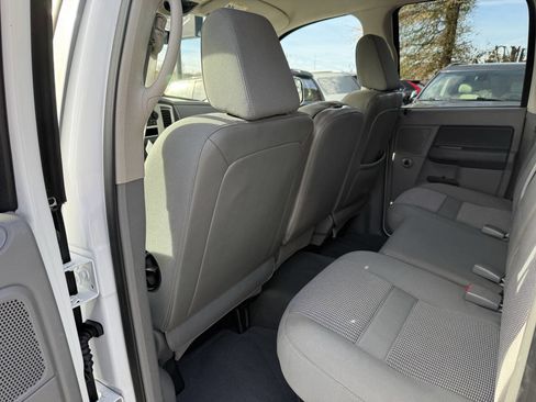 Used 2007 Dodge Ram 1500 Truck SLT image 9