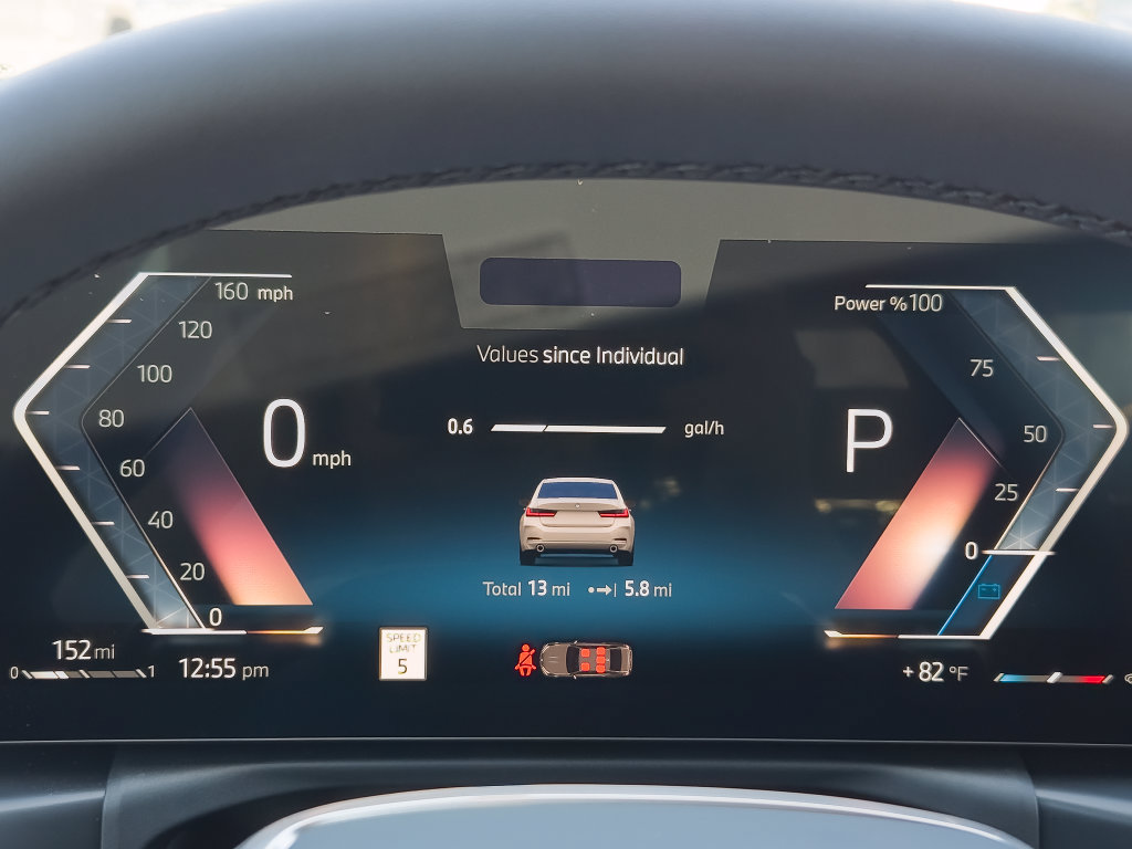 New 2026 BMW 330i Sedan w/ Premium Package RWD image 13