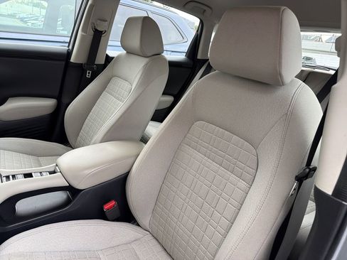 Used 2024 Honda HR-V LX image 6