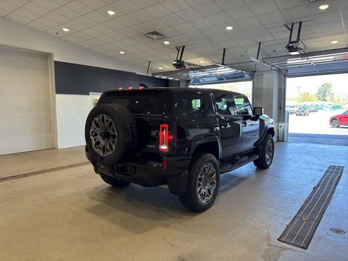 New 2025 GMC Hummer EV 3X AWD/4WD image 6