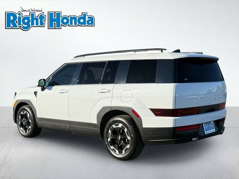 Used 2026 Hyundai Santa Fe SEL AWD/4WD image 4