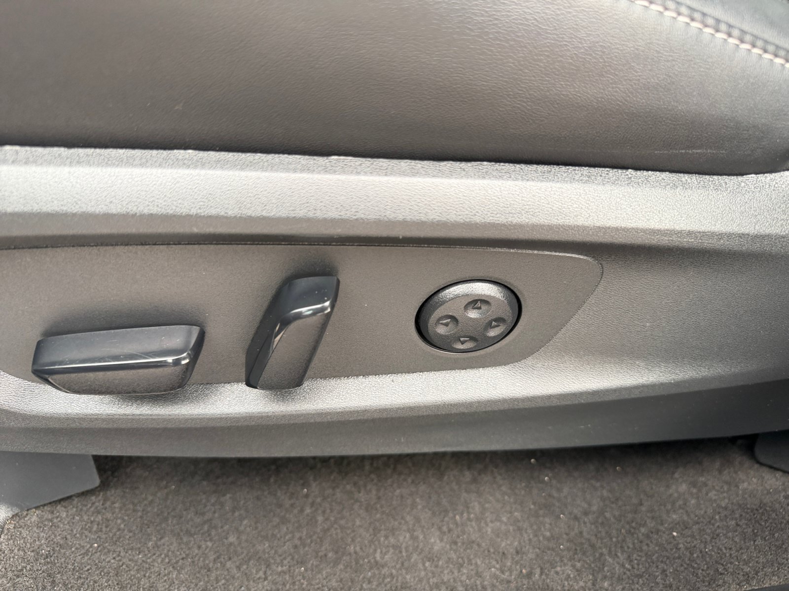 Used 2024 INFINITI QX60 Pure AWD/4WD image 19