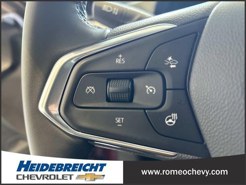 Certified 2024 Chevrolet Trax LT w/ Driver Confidence Package FWD image 19