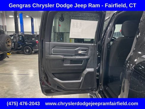 Certified 2026 RAM 2500 Big Horn AWD/4WD image 33