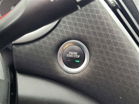 Used 2024 Chevrolet Malibu LT image 17