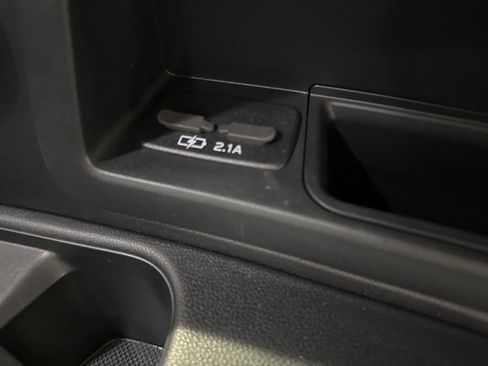 Used 2021 Subaru Ascent Limited w/ Technology Package AWD/4WD image 30