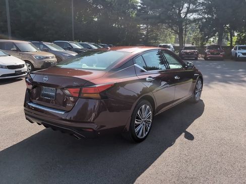 Used 2023 Nissan Altima 2.5 SL AWD/4WD image 5