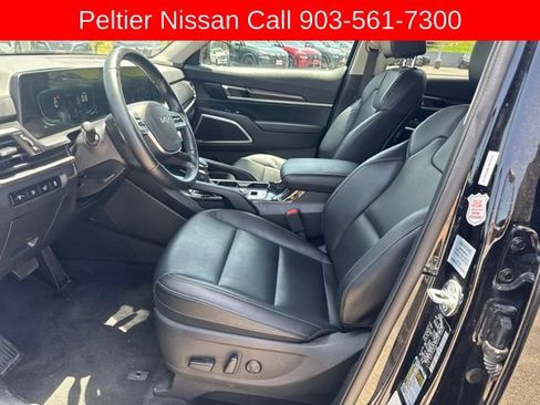 Used 2025 Kia Telluride S FWD image 10